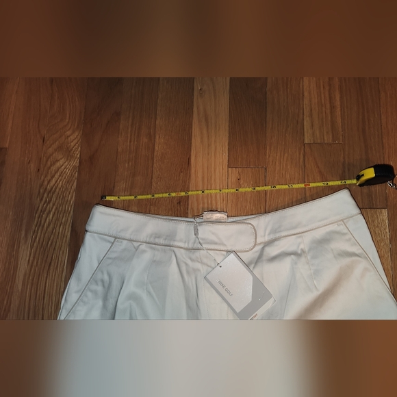 NEW DEADSTOCK VINTAGE NIKE PERFORMANCE GOLF CAPRIS SHORTS SZ6 WHITE WITH TAGS! - Picture 5 of 16